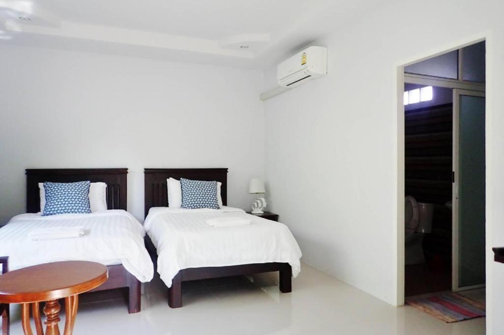 Rommai Rimnaam Resort Ranong Eksteriør bilde