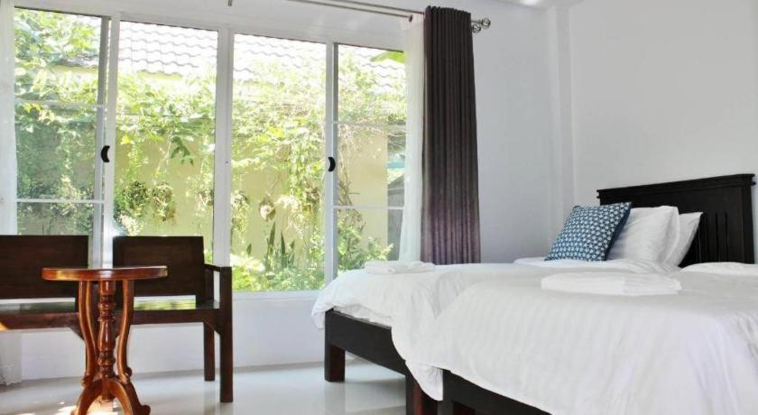 Rommai Rimnaam Resort Ranong Eksteriør bilde